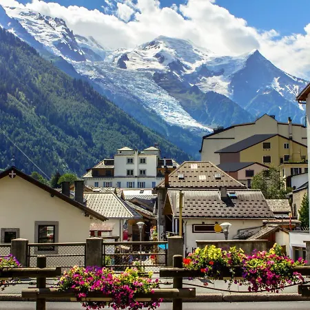 Le Chamois Blanc-3 By Interhome Apartment Chamonix